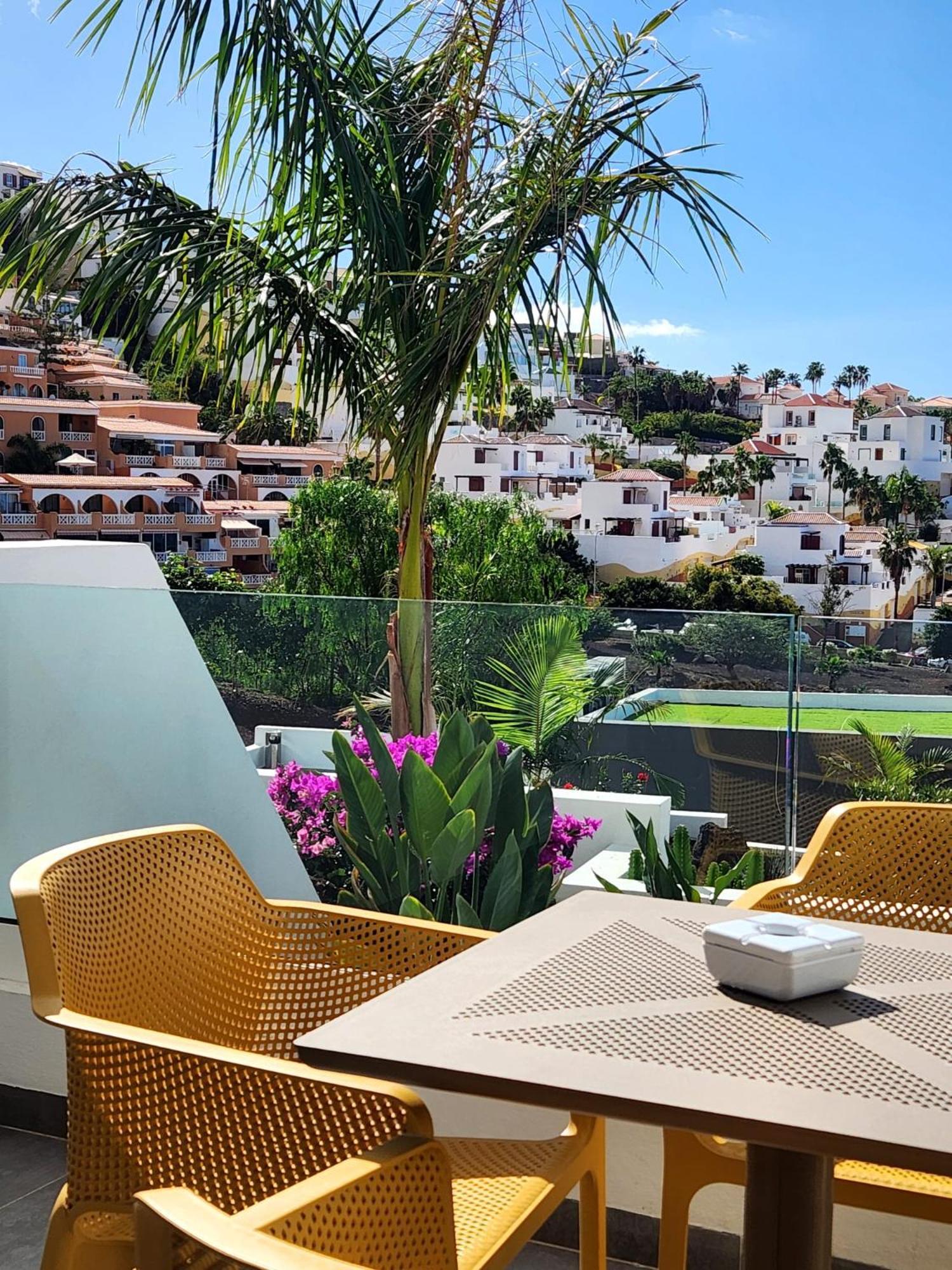 Costa Adeje Garden Aparthotel 3*