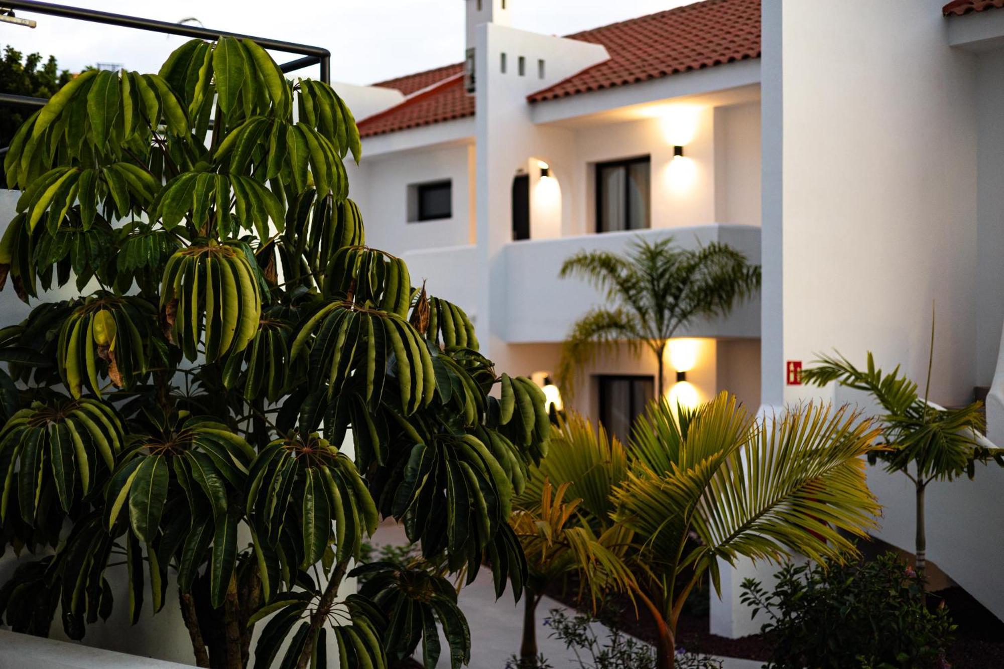 Costa Adeje Garden Apartahotel 3*